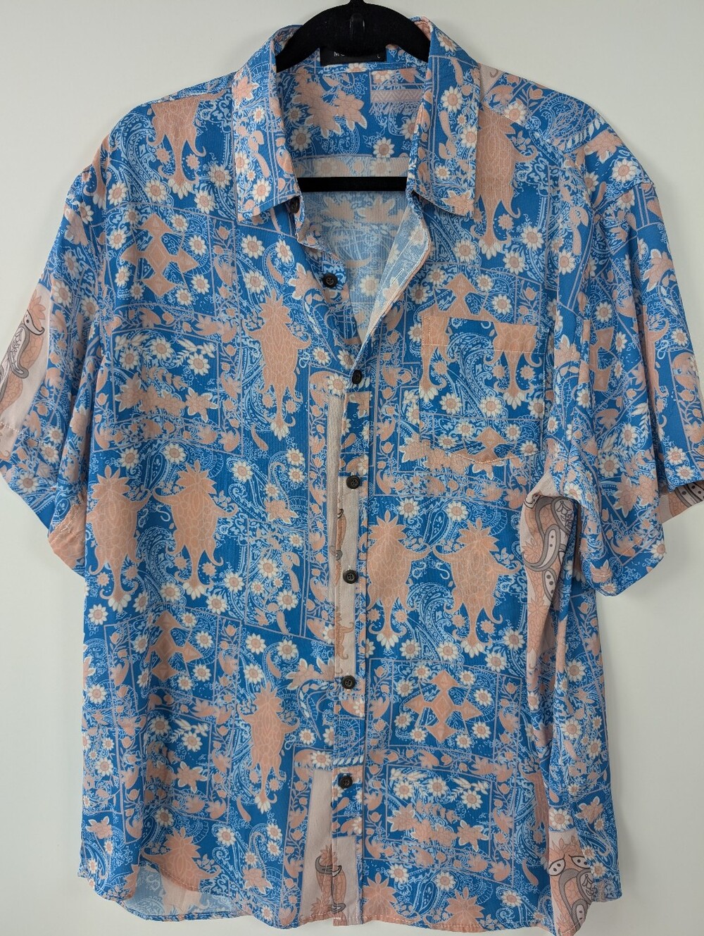 Men's Casual Short-Sleeve Button-Up Shirt in Blue & Peach